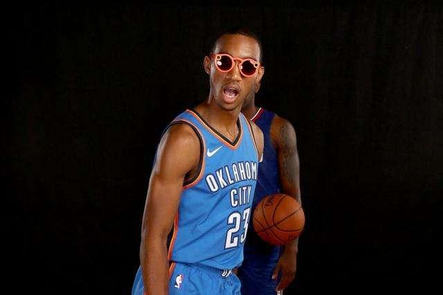 官宣：疆粤交易正式达成 周琦赵睿完成CBA注册