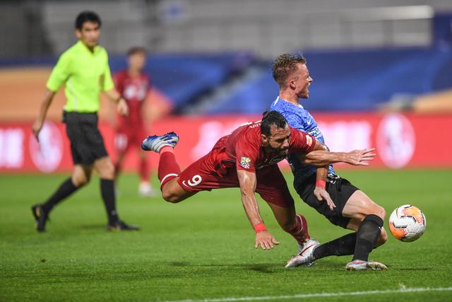 琼斯42+18+18姜伟泽28分 吉林4人20+大胜北控